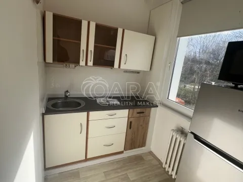Pronájem bytu 1+kk, Praha - Chodov, Ledvinova, 31 m2