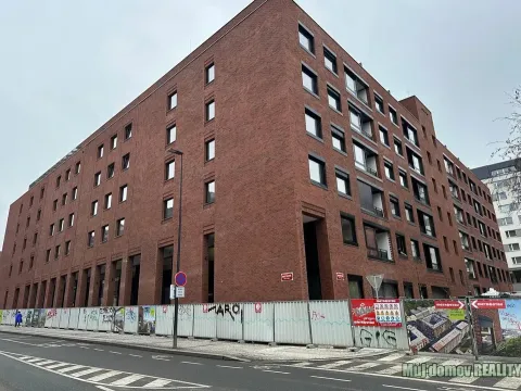 Pronájem obchodního prostoru, Praha - Žižkov, Hartigova, 53 m2