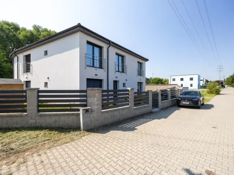Prodej bytu 3+kk, Tuchoměřice, Nad Lávkou, 96 m2
