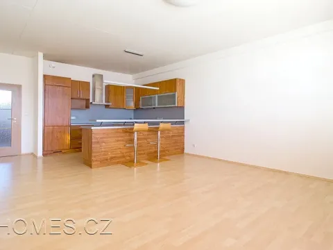 Pronájem bytu 2+kk, Praha - Libeň, Českomoravská, 58 m2