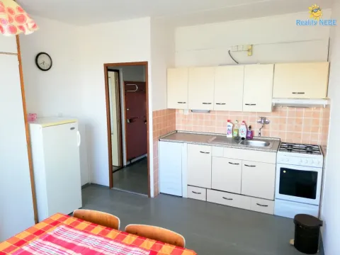Pronájem bytu 2+kk, Znojmo, Sokolovská, 42 m2