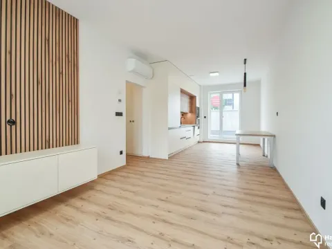 Pronájem bytu 2+kk, Olomouc, Hálkova, 54 m2