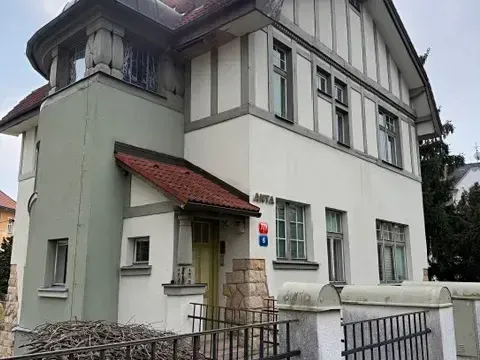 Pronájem kanceláře, Liberec, nám. Štefánikovo, 74 m2