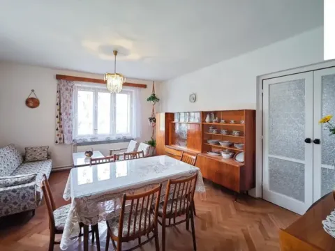 Prodej rodinného domu, Býšť, 226 m2