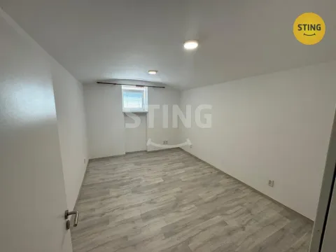 Pronájem bytu 2+1, Opava, Mírová, 40 m2