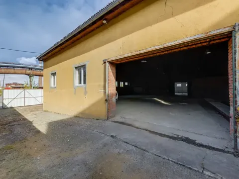 Pronájem - jiné, Kladno, Huťská, 1000 m2