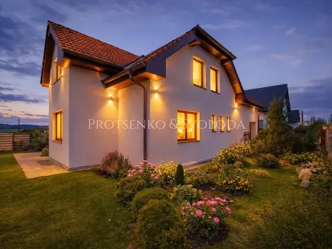 Prodej rodinného domu, Záhoří, 252 m2