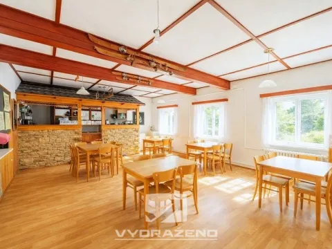 Prodej ubytování, Dolní Dvůr, 280 m2