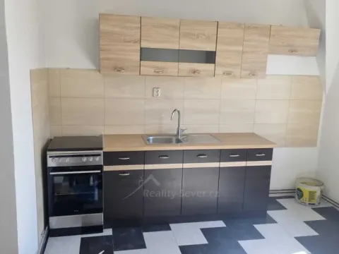 Pronájem bytu 2+1, Česká Lípa, 75 m2