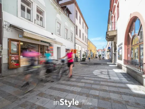 Pronájem obchodního prostoru, Uherské Hradiště, Prostřední, 25 m2