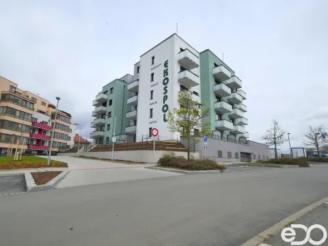 Pronájem bytu 2+kk, Praha, Strančická, 49 m2