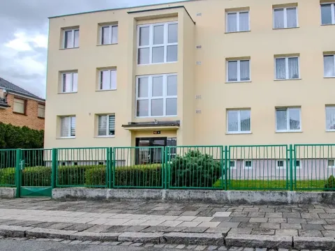 Pronájem bytu 3+1, Poděbrady, Puškinova, 70 m2