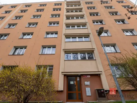 Prodej bytu 3+1, Plzeň - Doubravka, Družby, 63 m2