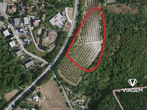 Prodej podílu pole, Roudnice nad Labem, 2009 m2