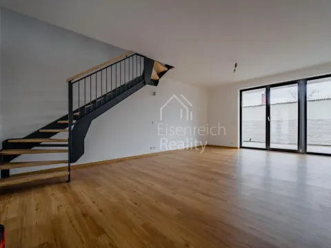 Prodej bytu 3+kk, Hradec Králové - Slatina, Pod Spáleníkem, 84 m2