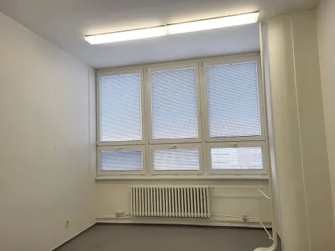 Pronájem kanceláře, Brno, Cejl, 23 m2