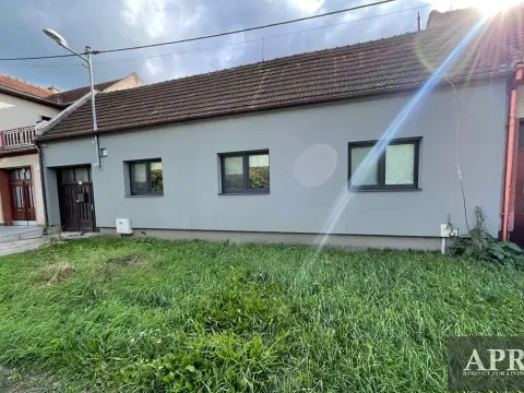 Prodej rodinného domu, Šumice, 90 m2