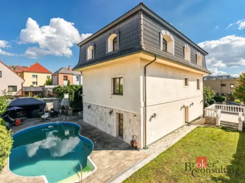 Prodej vily, Praha - Modřany, Pancířova, 287 m2