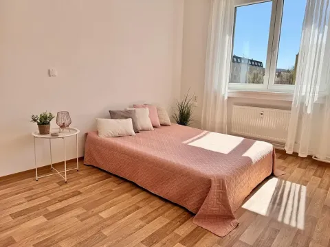 Pronájem bytu 2+1, Mladá Boleslav, náměstí Republiky, 48 m2