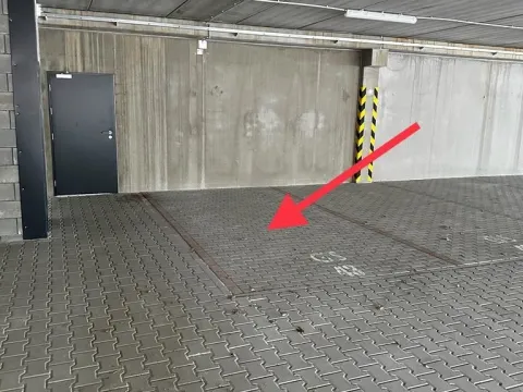 Pronájem garážového stání, Klatovy, Cibulkova, 13 m2