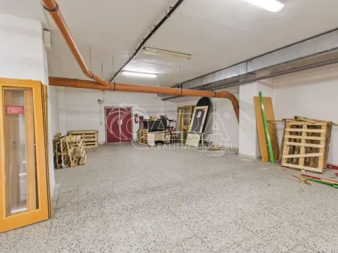 Pronájem skladu, Praha - Chodov, Roztylská, 350 m2