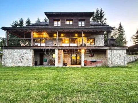 Prodej rodinného domu, Vrchlabí - Hořejší Vrchlabí, 429 m2