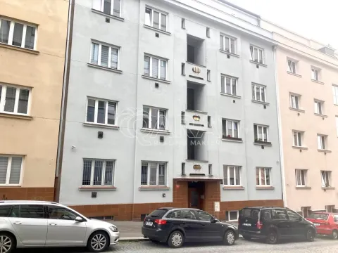 Pronájem bytu 2+1, Praha - Nusle, Dačického, 46 m2