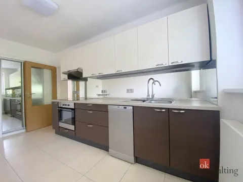 Pronájem bytu 2+1, Opava - Předměstí, náměstí Slezského odboje, 60 m2