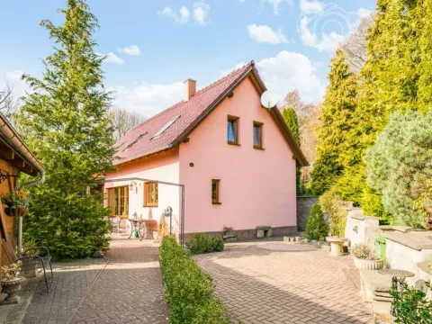 Prodej rodinného domu, Česká Kamenice, Máchova, 139 m2