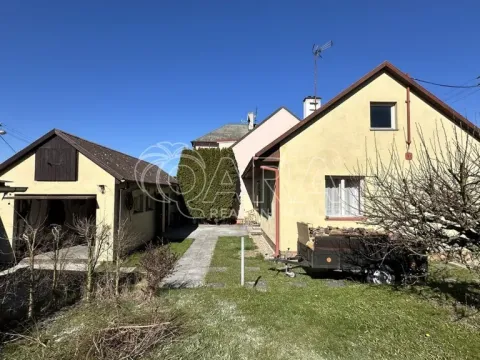 Pronájem rodinného domu, Komárov, Sadová, 50 m2