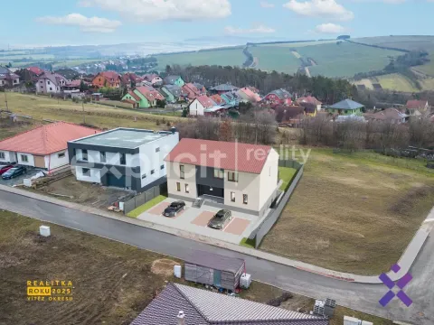 Prodej bytu 4+kk, Dolní Němčí, Polní, 98 m2
