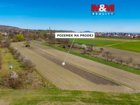 Prodej pole, Třebenice, 3309 m2