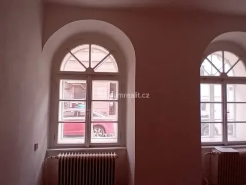 Pronájem bytu 3+1, Cheb, Dlouhá, 75 m2