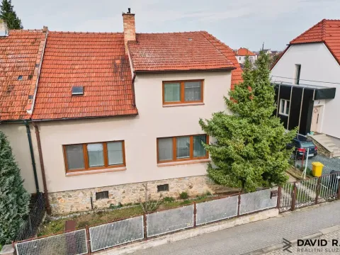 Prodej rodinného domu, Hrušovany u Brna, Žižkova, 232 m2