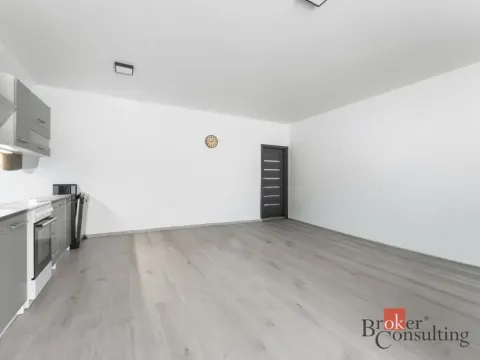 Prodej bytu 2+kk, Kladno - Kročehlavy, Arménská, 60 m2