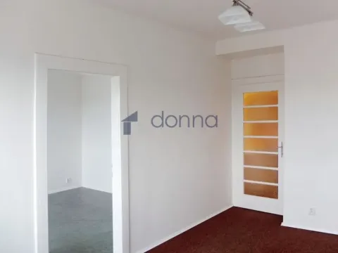 Pronájem bytu 2+kk, Praha, Novákových, 42 m2