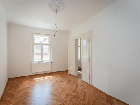 Pronájem bytu 2+kk, Praha - Nové Město, Lípová, 34 m2