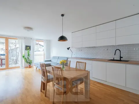 Prodej bytu 3+kk, Praha - Kobylisy, Pod hliništěm, 70 m2