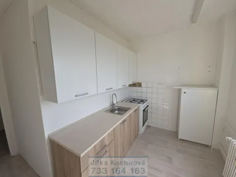 Pronájem bytu 2+1, Krnov - Pod Bezručovým vrchem, Jiráskova, 57 m2