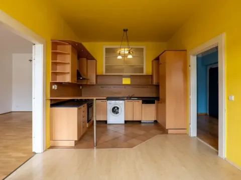 Prodej bytu 2+kk, Praha - Nusle, 5. května, 62 m2