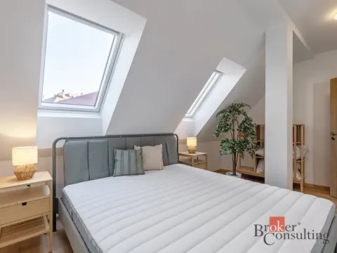 Pronájem bytu 3+kk, Valtice, P. Bezruče, 58 m2