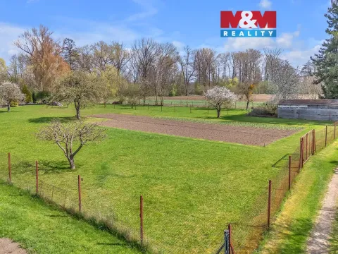 Prodej pozemku, Hrochův Týnec - Blížňovice, 2680 m2