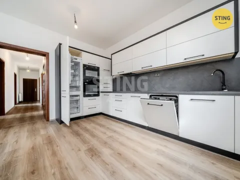 Prodej rodinného domu, Bystřice, 220 m2