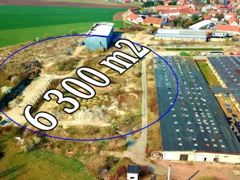 Prodej komerčního pozemku, Jenštejn, 6300 m2