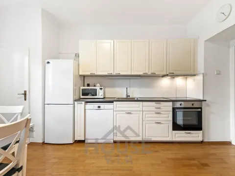 Prodej bytu 2+kk, Praha - Žižkov, Jeseniova, 46 m2