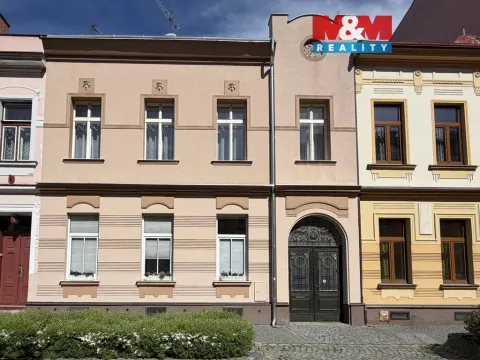 Prodej bytu 4+1, Pardubice - Zelené Předměstí, Hronovická, 140 m2