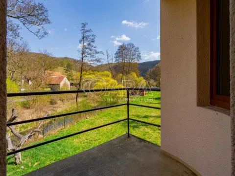 Prodej bytu 4+1, Beroun - Beroun-Hostim, Ke Svatému Jánu, 182 m2