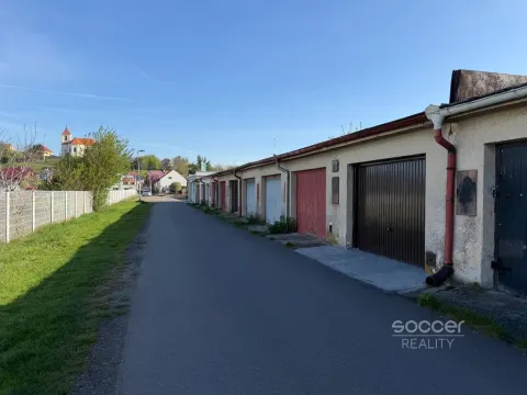 Pronájem garáže, Sadská, U Stadionu, 22 m2