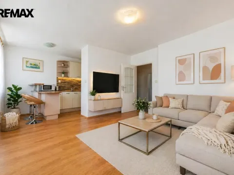 Prodej bytu 3+1, Praha - Bohnice, Poznaňská, 62 m2