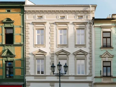 Prodej apartmánu, Frýdek-Místek, Zámecké nám., 405 m2